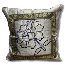 Load image into Gallery viewer, Grey Flower Cushion Cover