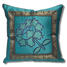 Load image into Gallery viewer, Blue Flower Cushion Cover