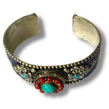 Load image into Gallery viewer, Stone Setting Metal Cuff