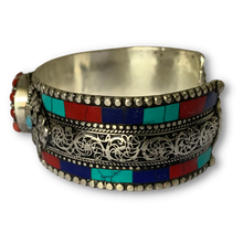Load image into Gallery viewer, Stone Setting Metal Cuff