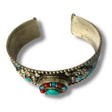 Load image into Gallery viewer, Stone Setting Metal Cuff