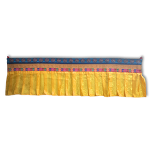 Load image into Gallery viewer, Shambu Ruffled Banner - 1 m - Yellow