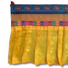 Load image into Gallery viewer, Shambu Ruffled Banner - 1 m - Yellow