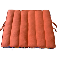 Load image into Gallery viewer, Folding Sitting / Meditation Cushion