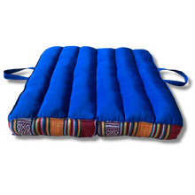 Load image into Gallery viewer, Folding Sitting / Meditation Cushion