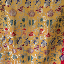 Load image into Gallery viewer, Auspicious Symbols Brocade Altar/Table Cloth