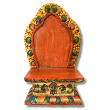 Load image into Gallery viewer, Statue Throne - Antique Like