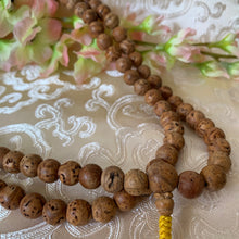 Load image into Gallery viewer, Bodhi Seed 108 Bead Mala