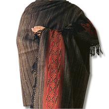 Load image into Gallery viewer, Yak Wool Shawl Black & Brown