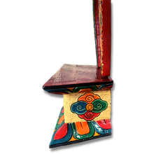 Load image into Gallery viewer, Statue Throne - Antique Like