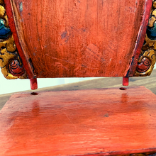 Load image into Gallery viewer, Statue Throne - Antique Like