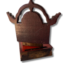 Load image into Gallery viewer, Statue Throne - Small