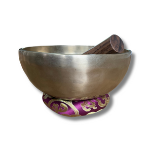 Singing Bowl - Hand Beaten - 20cm