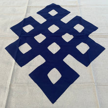 Load image into Gallery viewer, Table cloth square dark blue endless knot close up