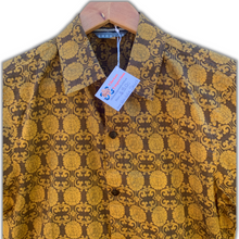 Load image into Gallery viewer, Tibetan Flower Short Sleeved Shirt - Dark Orange