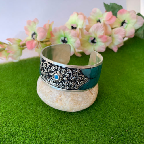 Flower & Turquoise Bracelet