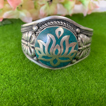 Load image into Gallery viewer, Lotus Cuff Bracelet