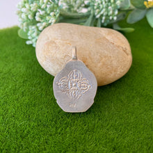 Load image into Gallery viewer, Chenrezig Silver Pendant