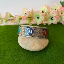 Load image into Gallery viewer, Multicolour Mani Compassion Mantra Bracelet