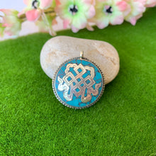 Load image into Gallery viewer, Endless Knot Pendant
