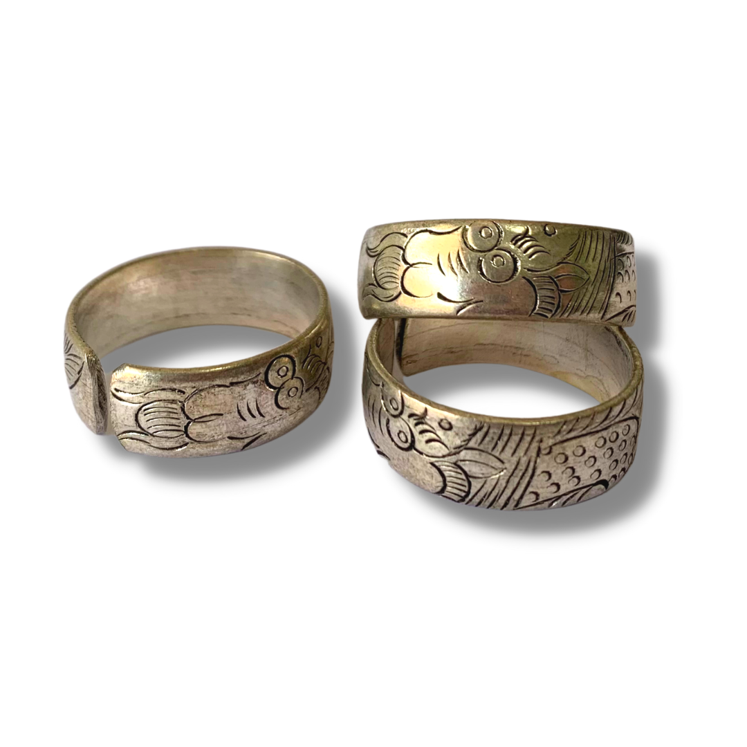 Dragon 2025 engraved ring