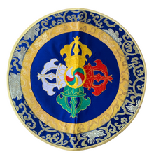 Load image into Gallery viewer, Double Vajra Round Altar Placemat