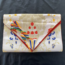 Load image into Gallery viewer, table runner white brocade norbu folded