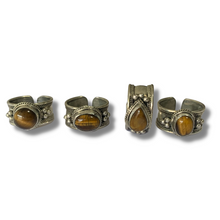 Load image into Gallery viewer, Tiger Eye Finger Ring