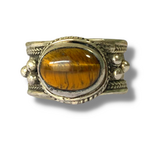 Load image into Gallery viewer, Tiger Eye Finger Ring