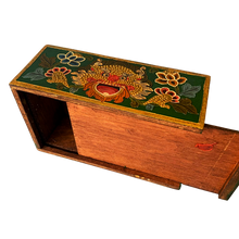 Load image into Gallery viewer, Tibetan Style Tissue Box Holder - Green